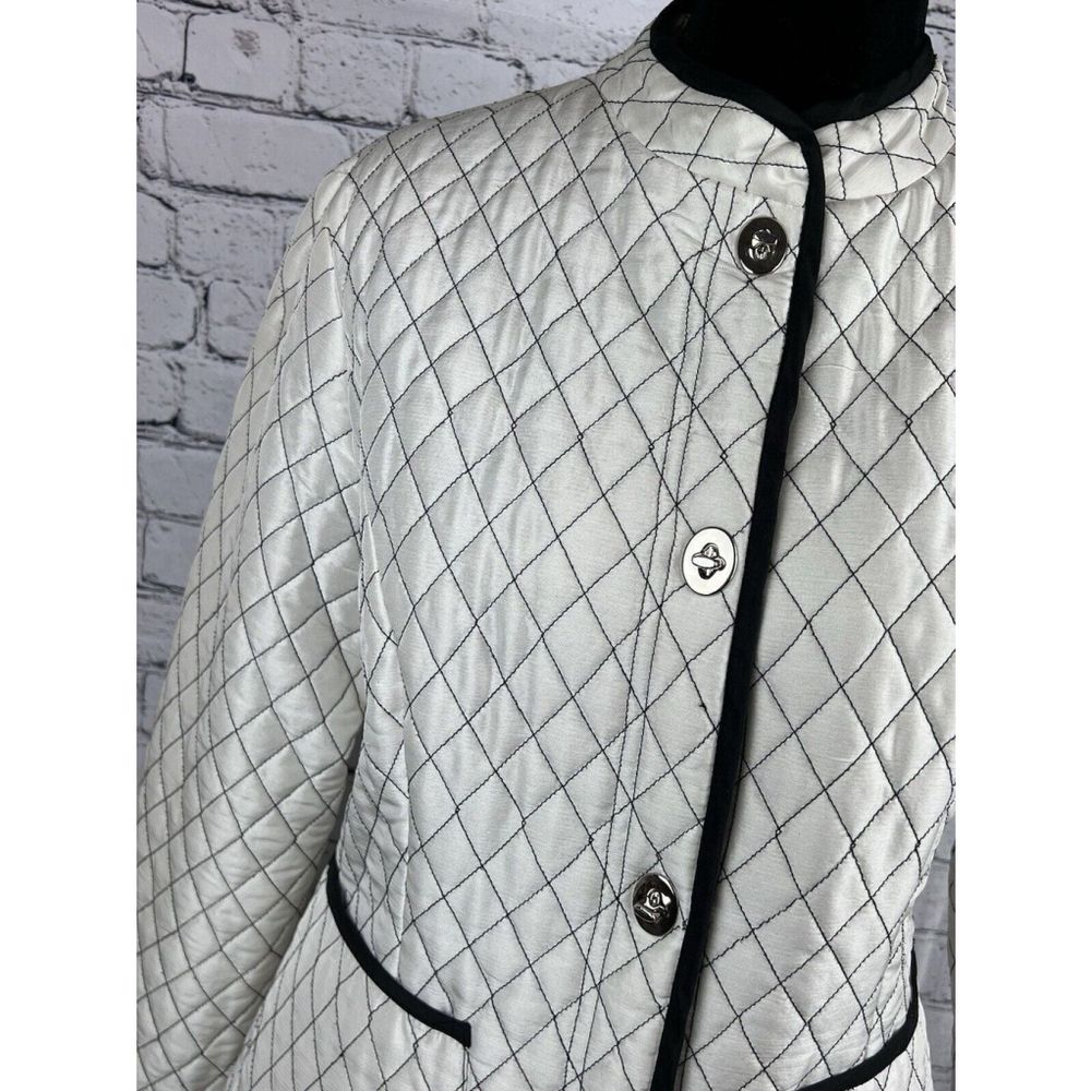 JW Junction West Quilted Jacket Womens Medium White Black Stitching Silk GUC - Picture 2 of 16